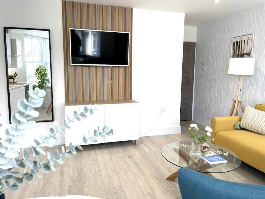 Luxury Porthcawl 1 Bedroom Apt, Prime Location Exterior photo